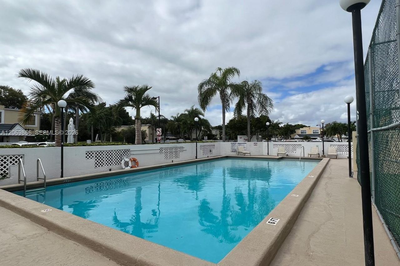 4500 SW 68th Ct Cir , Unit 5-3, Miami, FL 33155 Photo