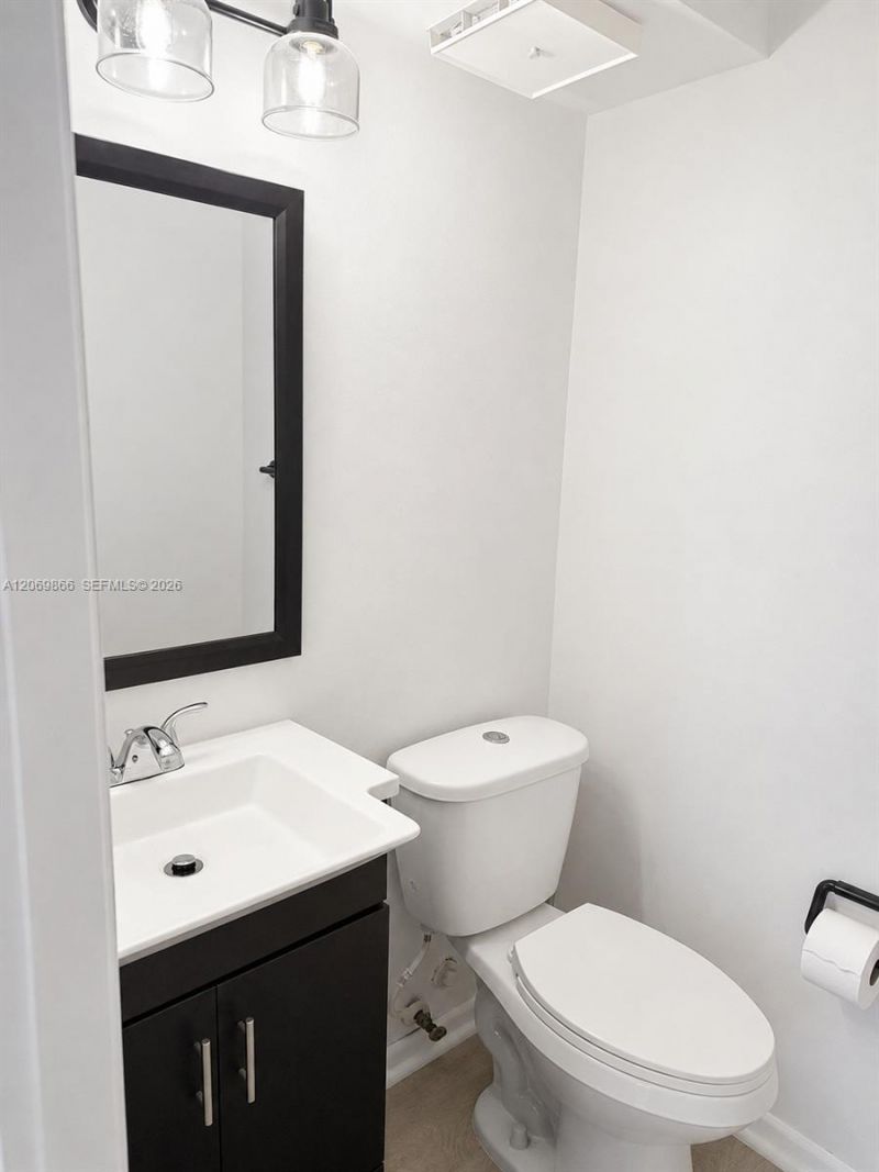4500 SW 68th Ct Cir , Unit 5-3, Miami, FL 33155 Photo