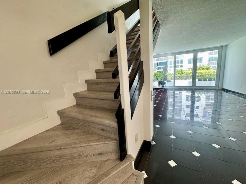 5401 Collins Ave , Unit 144, Miami Beach, FL 33140 Photo