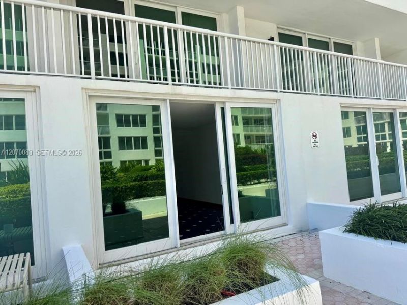 5401 Collins Ave , Unit 144, Miami Beach, FL 33140 Photo
