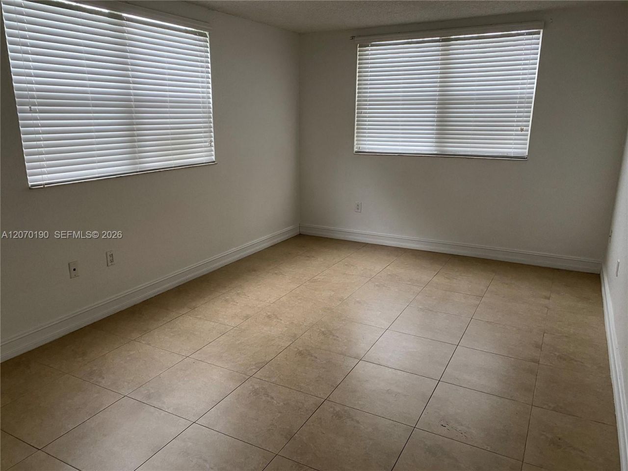 8245 Lake Dr , Unit 101, Doral, FL 33166 Photo