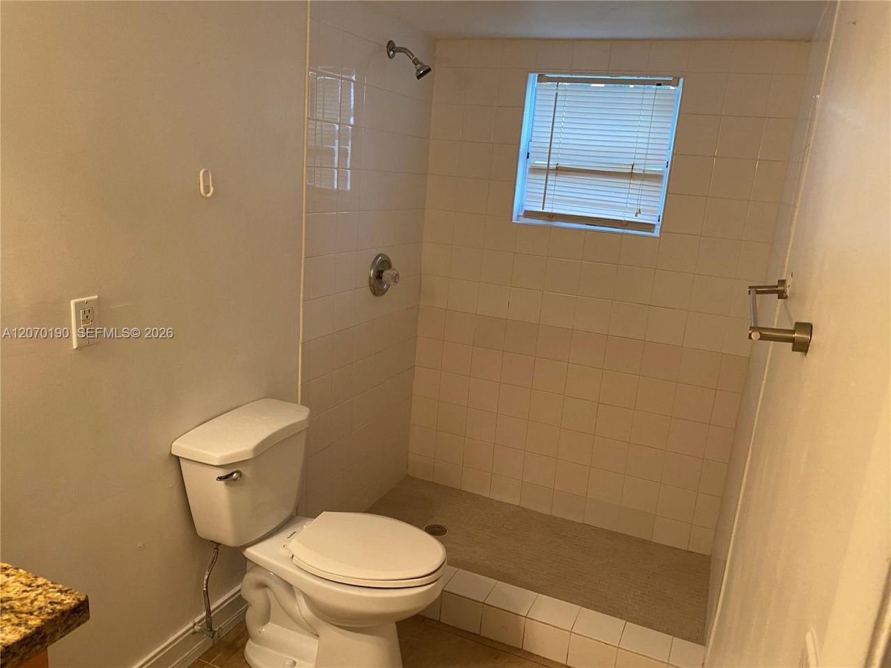 8245 Lake Dr , Unit 101, Doral, FL 33166 Photo