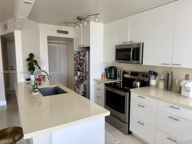 1688 West Ave , Unit 906, Miami Beach, FL 33139 Photo
