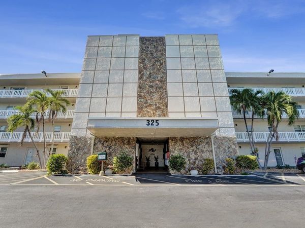 325 SE 11th Ter, Unit 107, Dania Beach, FL 33004