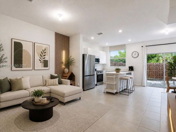 12218 NW 24th Pl , Miami, FL 33167
