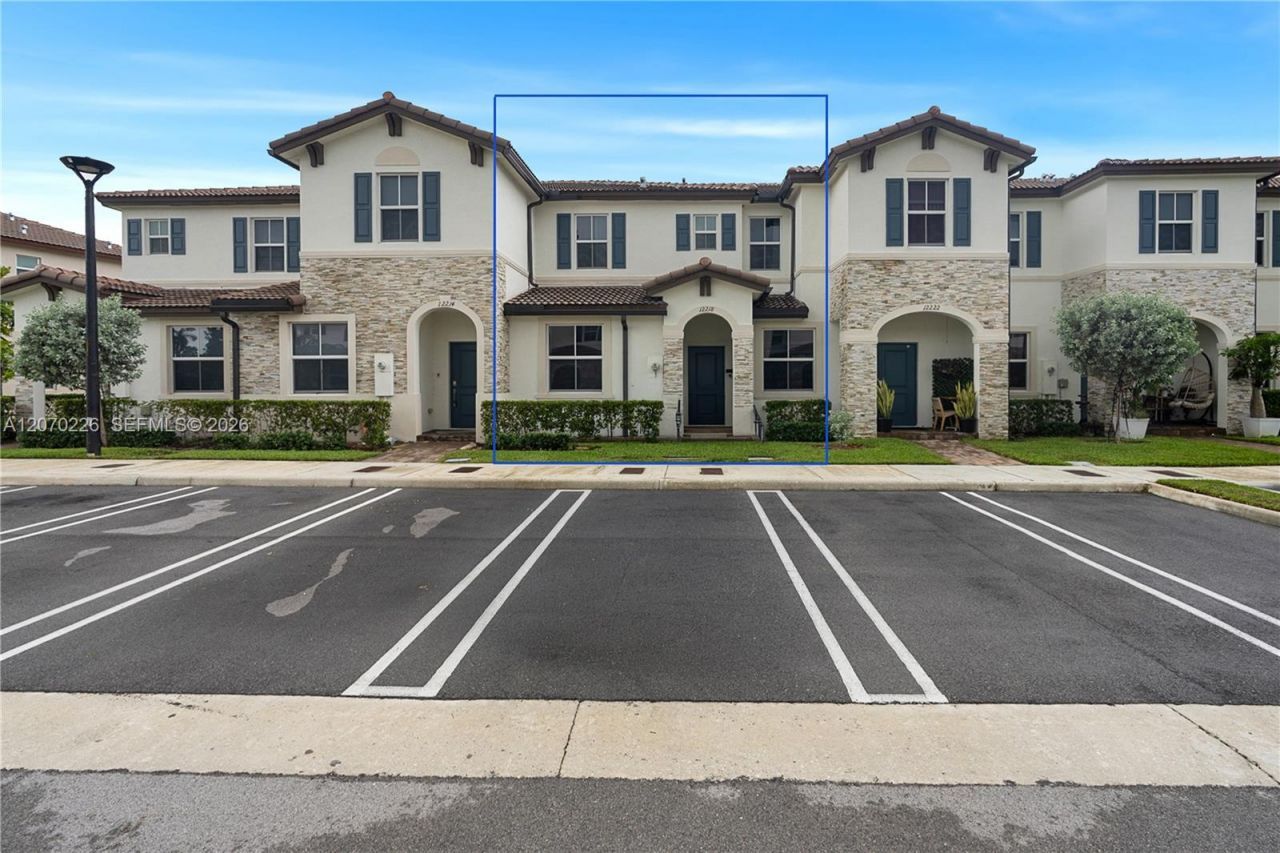 12218 NW 24th Pl, Miami, FL 33167 Photo