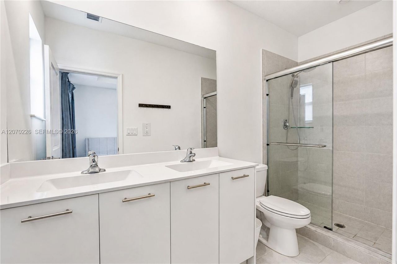 12218 NW 24th Pl, Miami, FL 33167 Photo