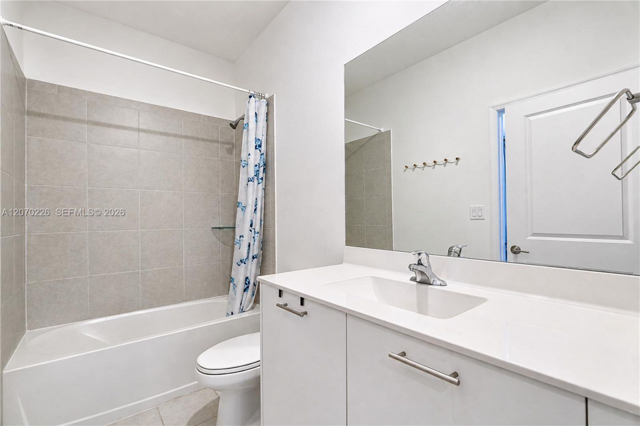 12218 NW 24th Pl, Miami, FL 33167 Photo