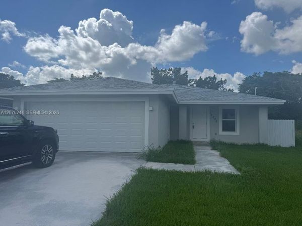 12230 SW 219th St , Miami, FL 33170