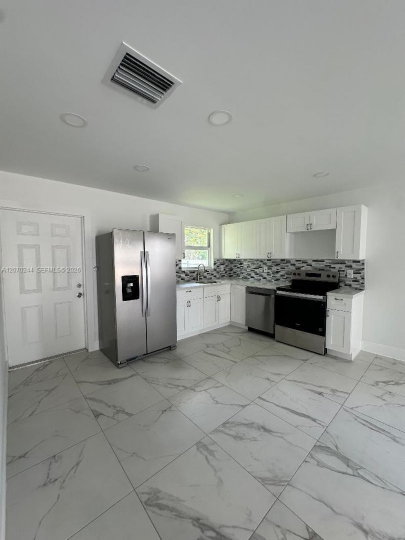 12230 SW 219th St , Miami, FL 33170 Photo