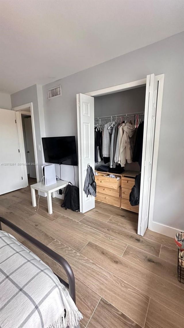 223 Lakeview Dr , Unit 204, Weston, FL 33326 Photo