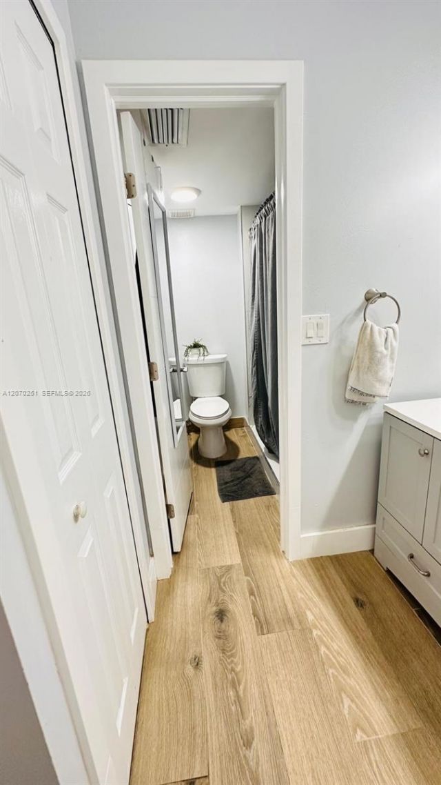 223 Lakeview Dr , Unit 204, Weston, FL 33326 Photo