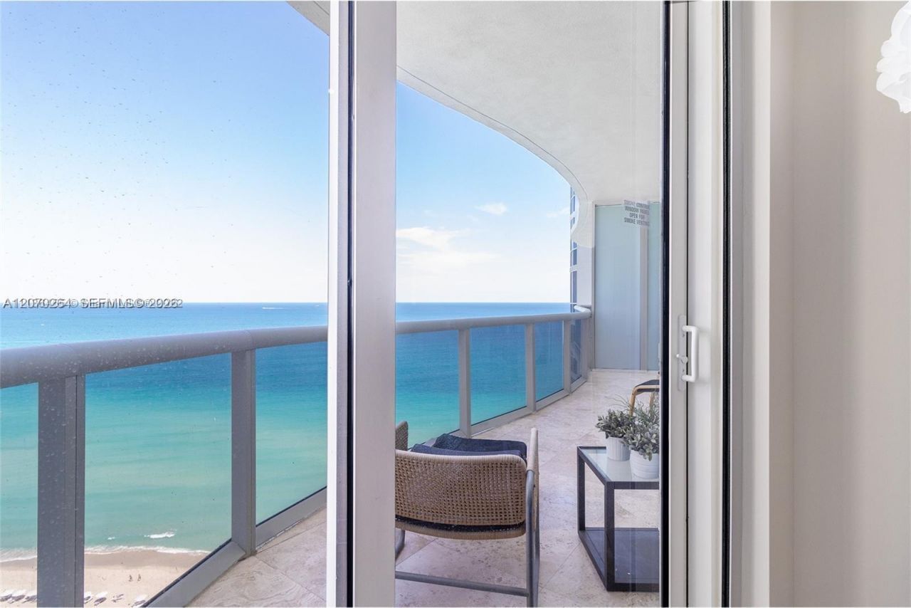 15811 Collins Ave , Unit 2103, Sunny Isles Beach, FL 33160 Photo