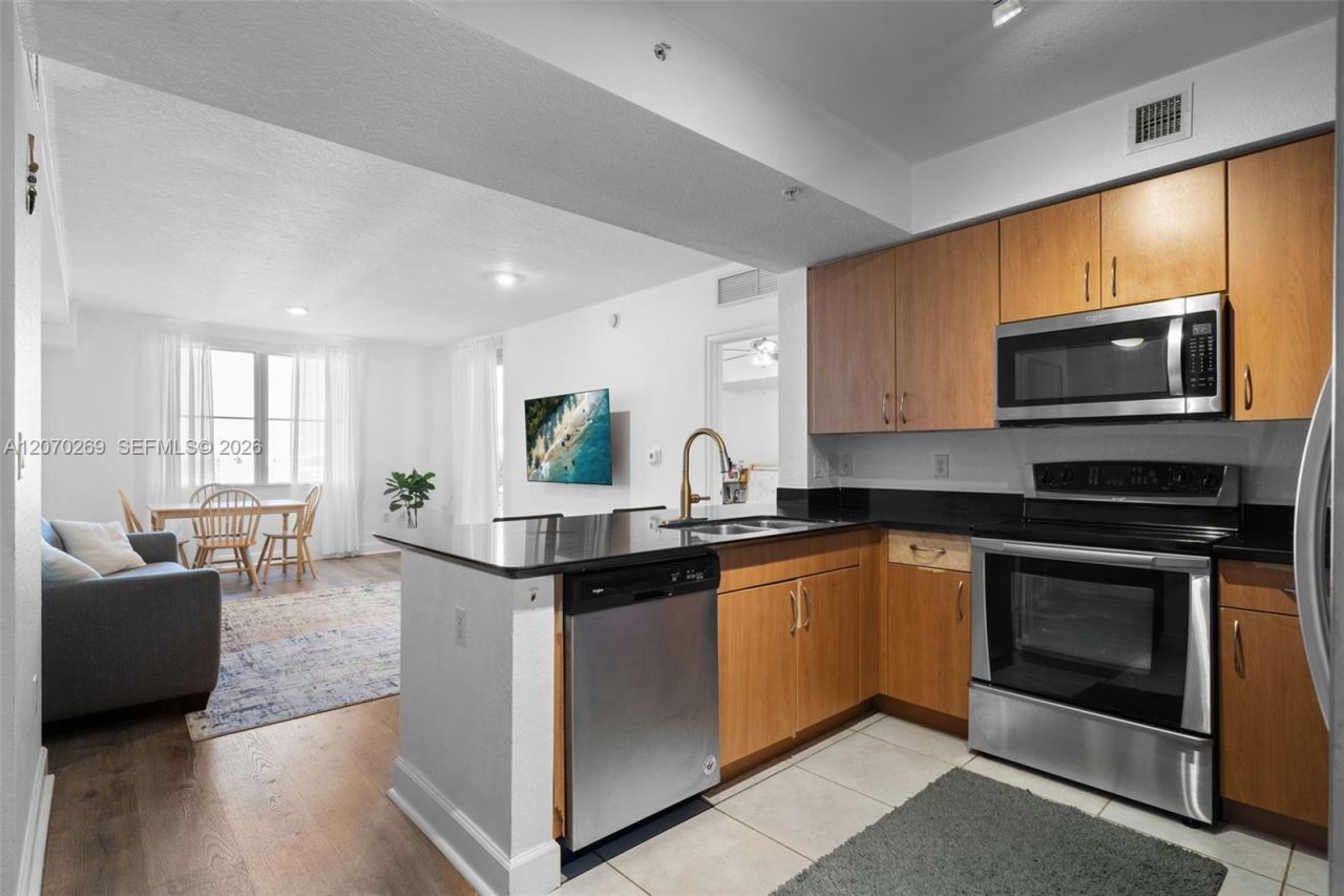 1830 Radius Dr , Unit 903, Hollywood, FL 33020 Photo
