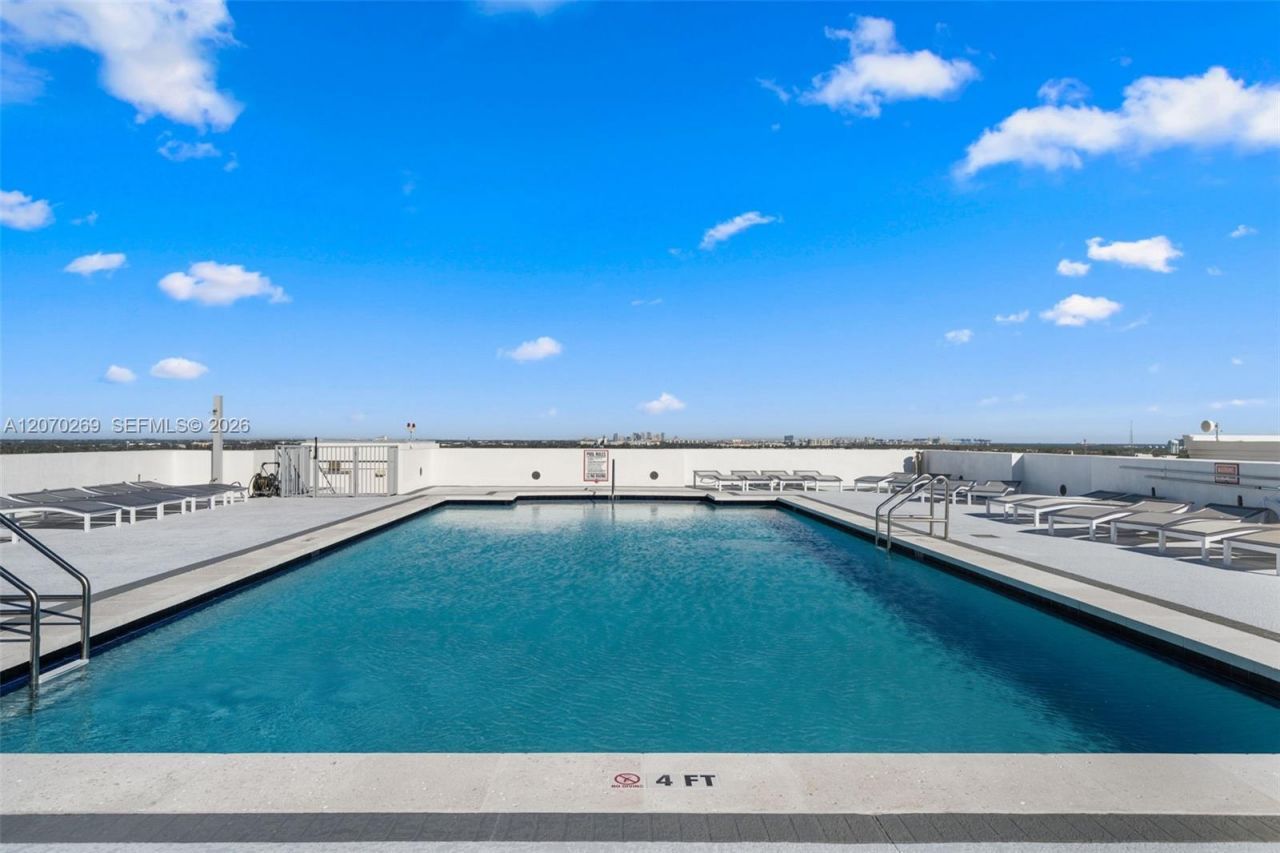 1830 Radius Dr , Unit 903, Hollywood, FL 33020 Photo