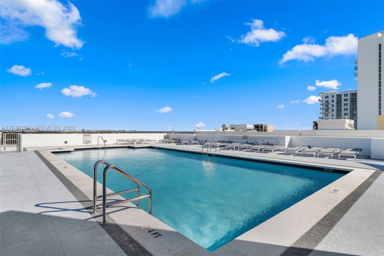 1830 Radius Dr , Unit 903, Hollywood, FL 33020 Photo