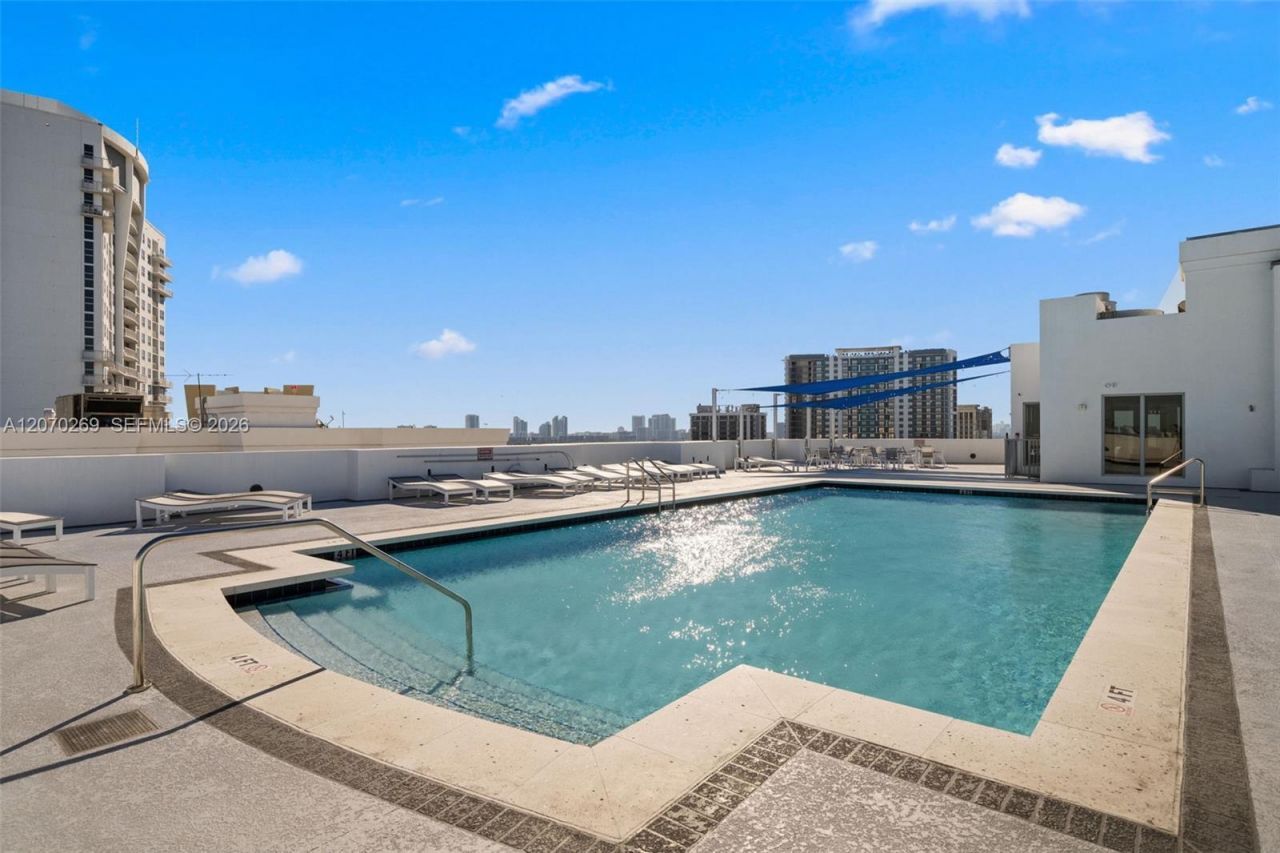 1830 Radius Dr , Unit 903, Hollywood, FL 33020 Photo
