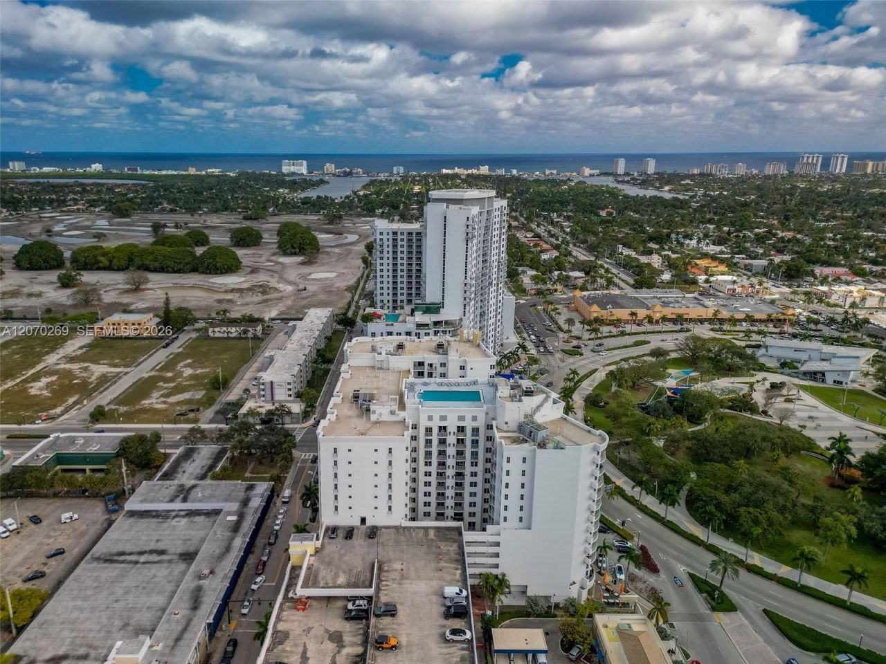1830 Radius Dr , Unit 903, Hollywood, FL 33020 Photo