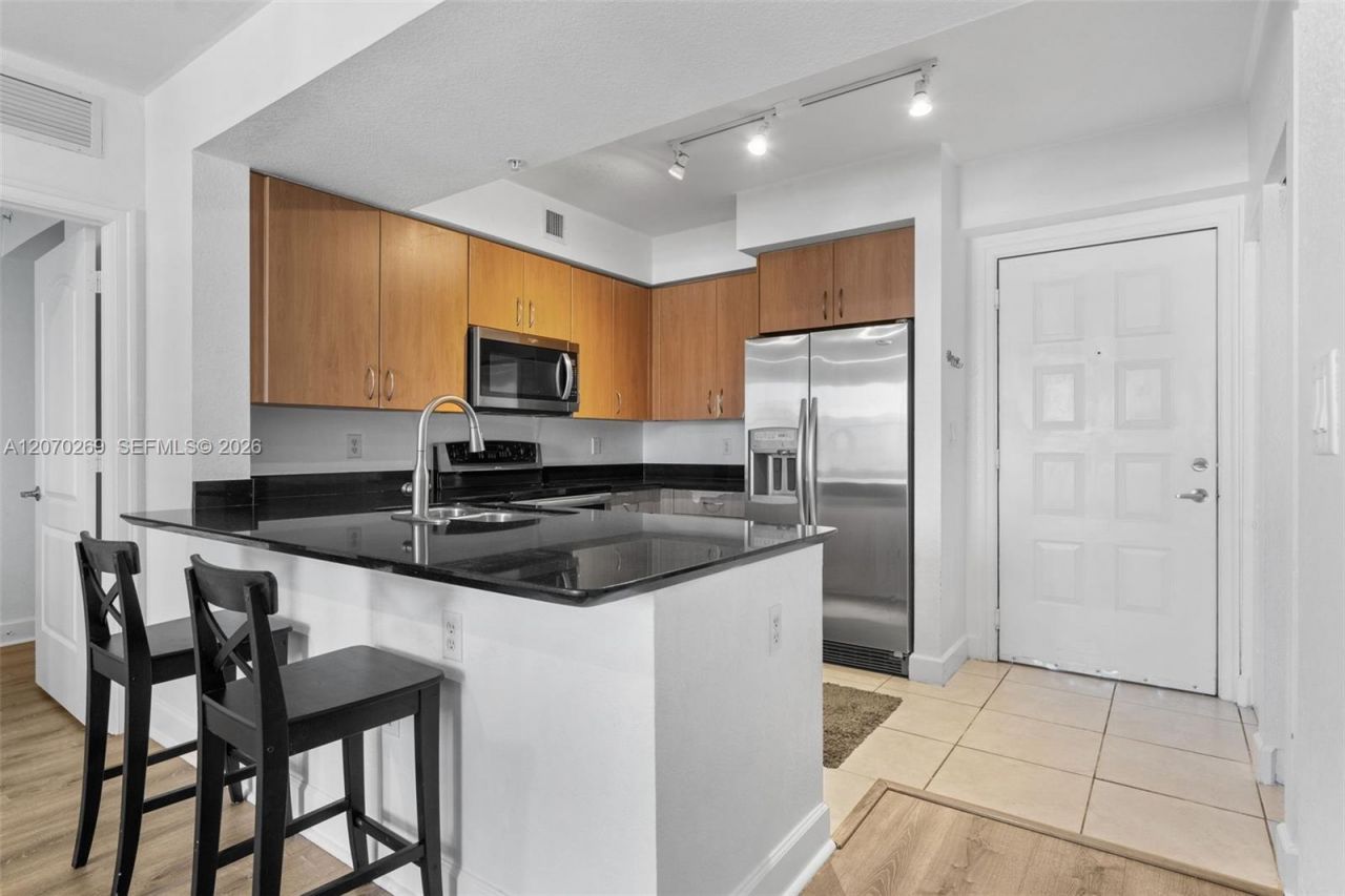 1830 Radius Dr , Unit 903, Hollywood, FL 33020 Photo