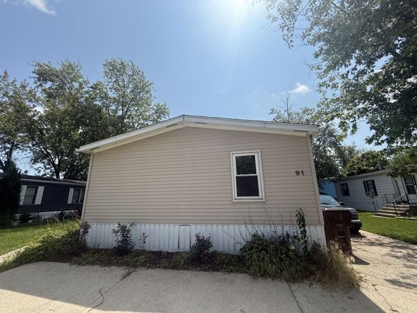 91 CANDLEGATE Circle , Matteson, IL 60443