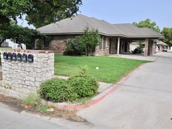 663 W Tarleton Street, Unit 201, Stephenville, TX 76401