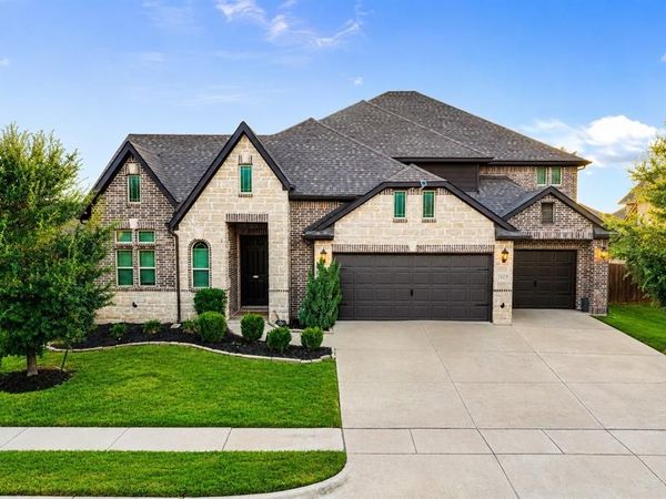 1917 Sunflower Drive, Glenn Heights, TX 75154