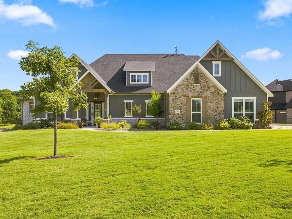 215 Tonkawa Trail, Corsicana, TX 75109