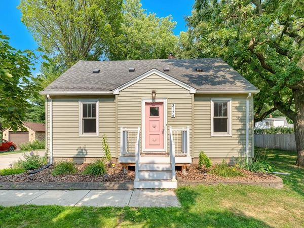 3176 New Brighton Road, Arden Hills, MN 55112