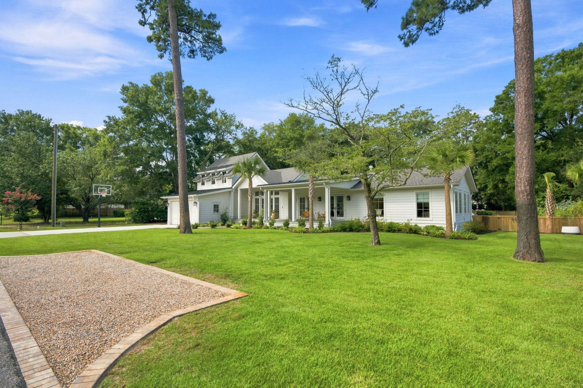 980 Tall Pine Road Photo 2