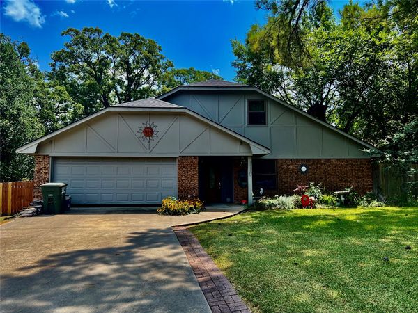 110 Parkway Plaza , Madill, OK 73446