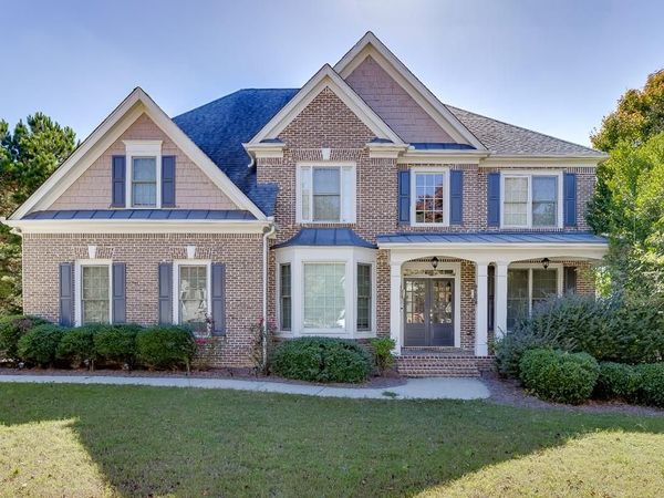 7708 Sleepy Lagoon Way , Flowery Branch, GA 30542