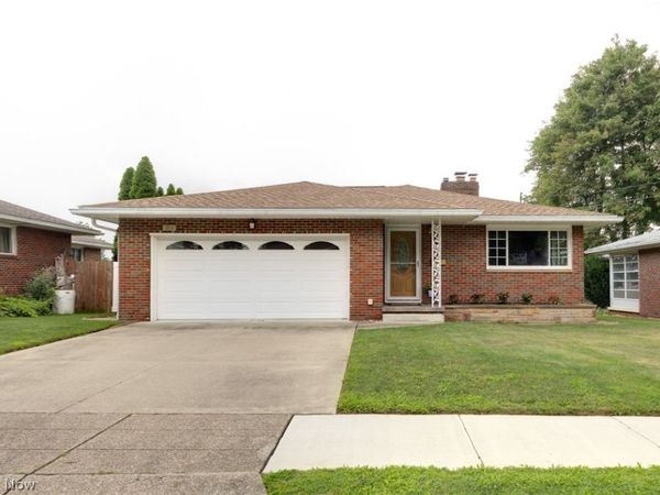 200 Selden Avenue, Akron, OH 44301