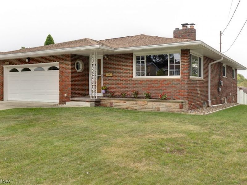 200 Selden Avenue, Akron, OH 44301 Photo 2