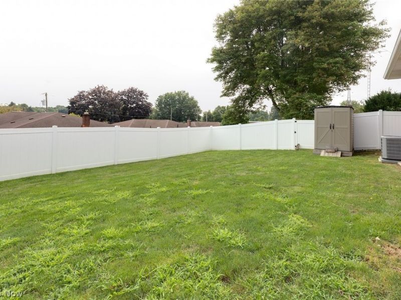 200 Selden Avenue, Akron, OH 44301 Photo 32