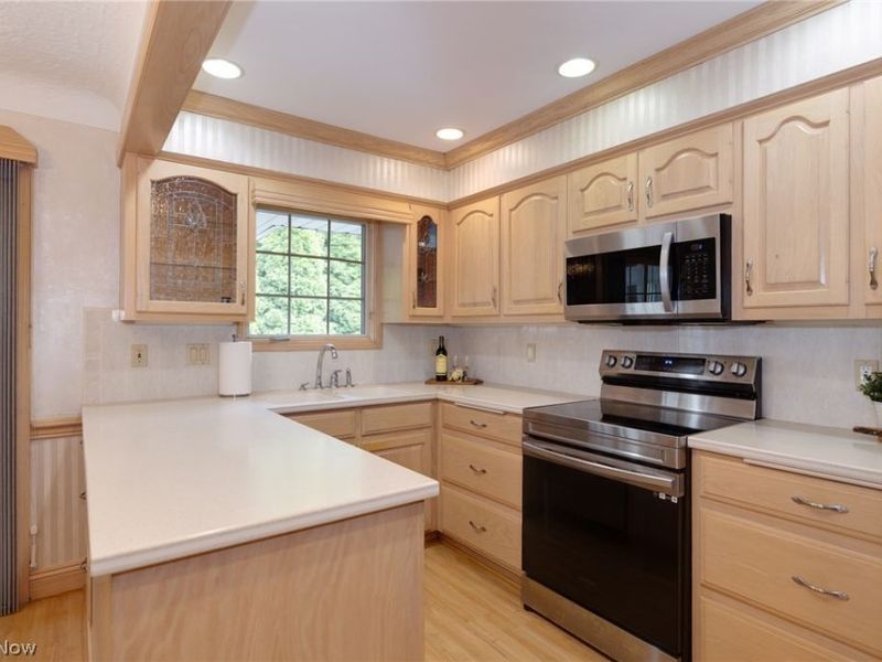 200 Selden Avenue, Akron, OH 44301 Photo 9