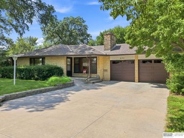 435 S Cotner Boulevard, Lincoln, NE 68510