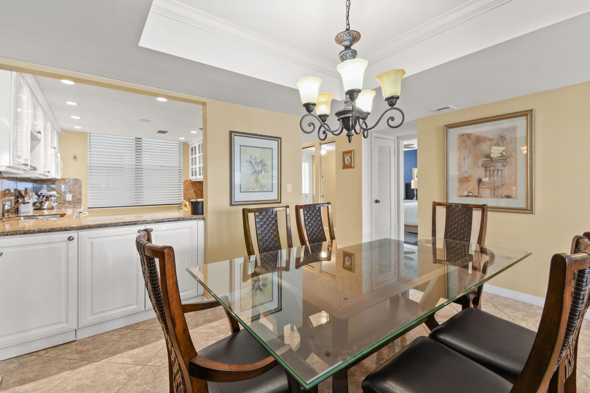 840 Ocean Drive, Unit 404, Juno Beach, FL 33408 Photo