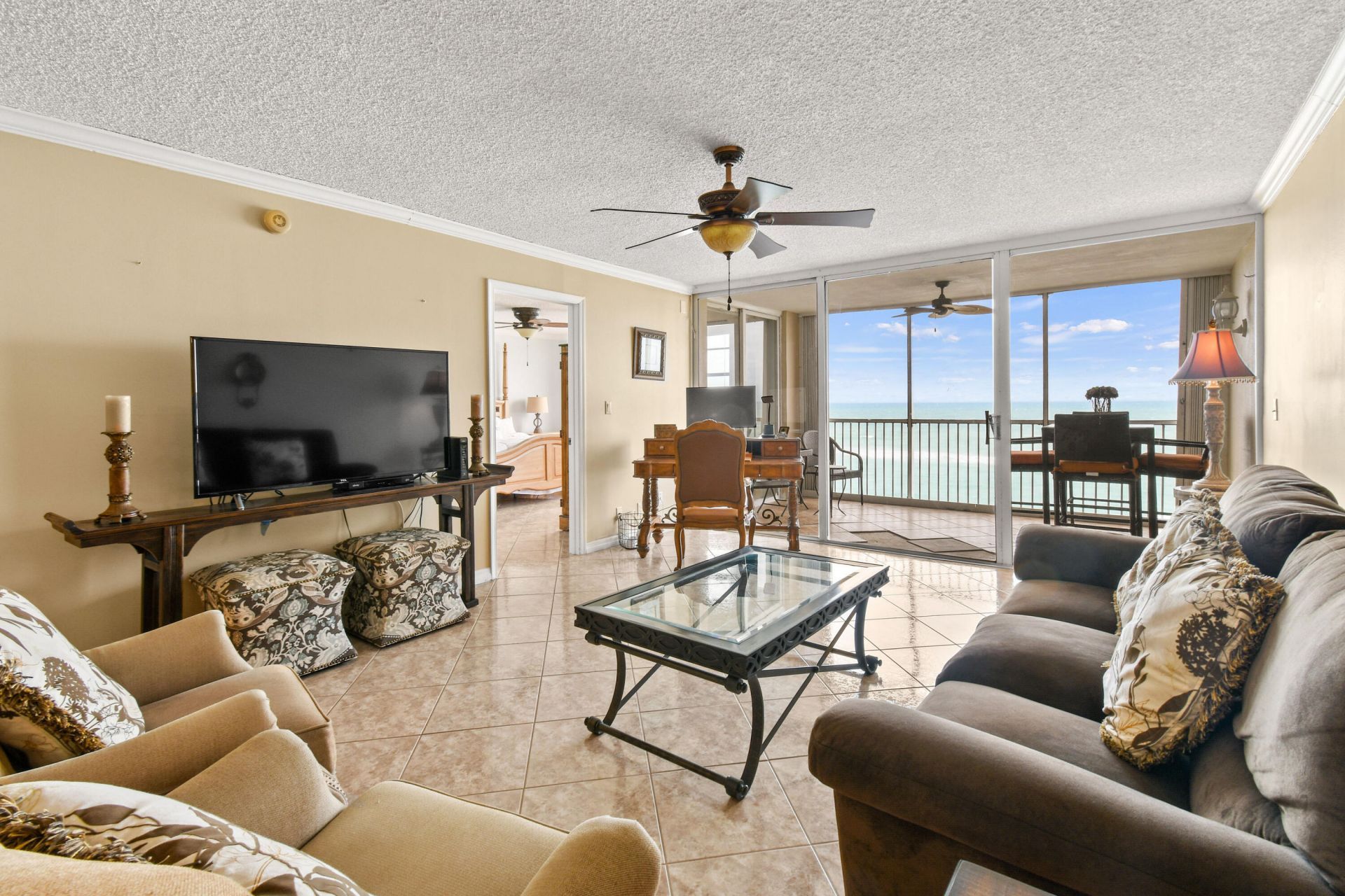 840 Ocean Drive, Unit 404, Juno Beach, FL 33408 Photo