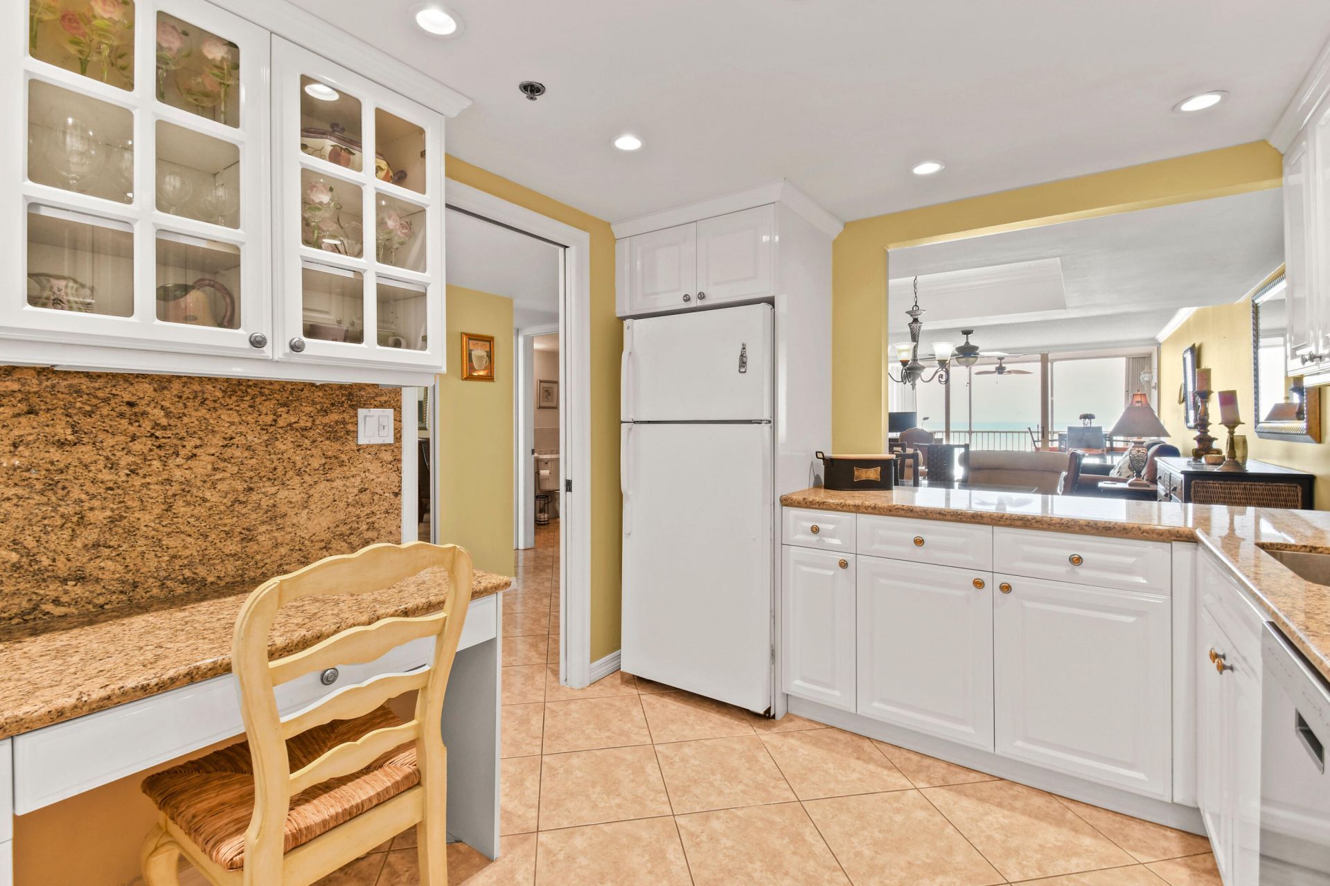 840 Ocean Drive, Unit 404, Juno Beach, FL 33408 Photo