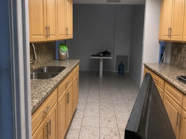 251 SW 16th Street, Pompano Beach, FL 33060 Photo