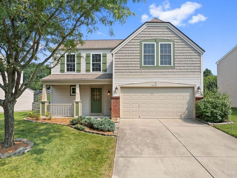 102 Lights Pointe Court, Ohio Township, OH 45157 Photo 2