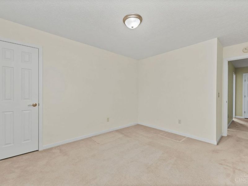 102 Lights Pointe Court, Ohio Township, OH 45157 Photo 26