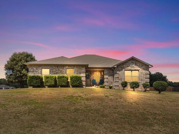144 Bobwhite Trail, Lonoke, AR 72086