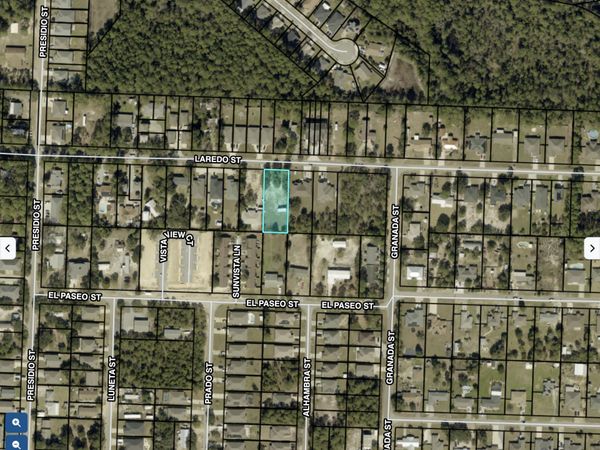 8555 Laredo Street, Navarre, FL 32566