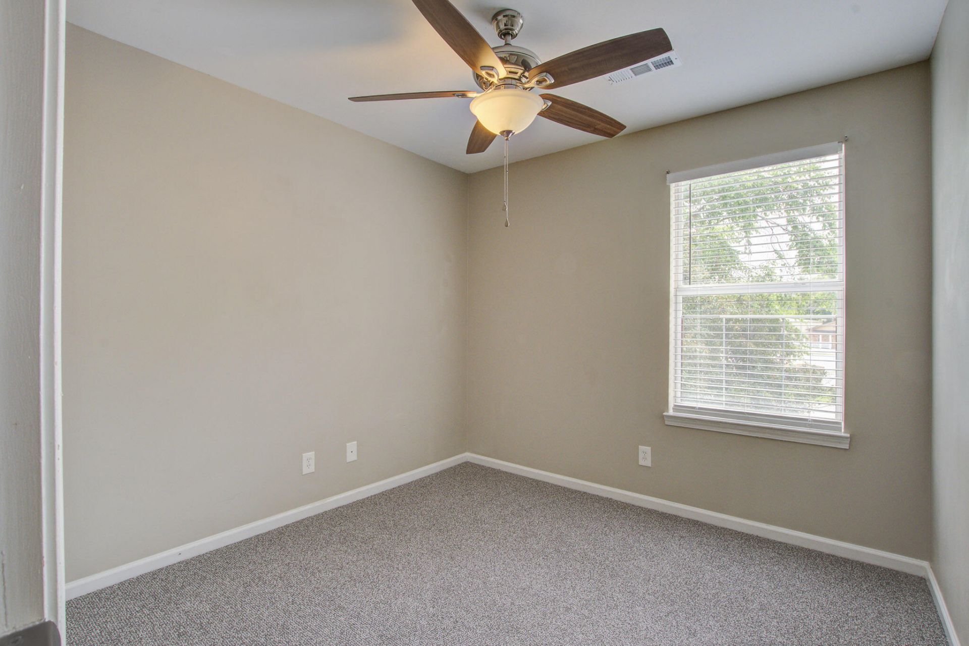 1003 Lexi Court Photo 20