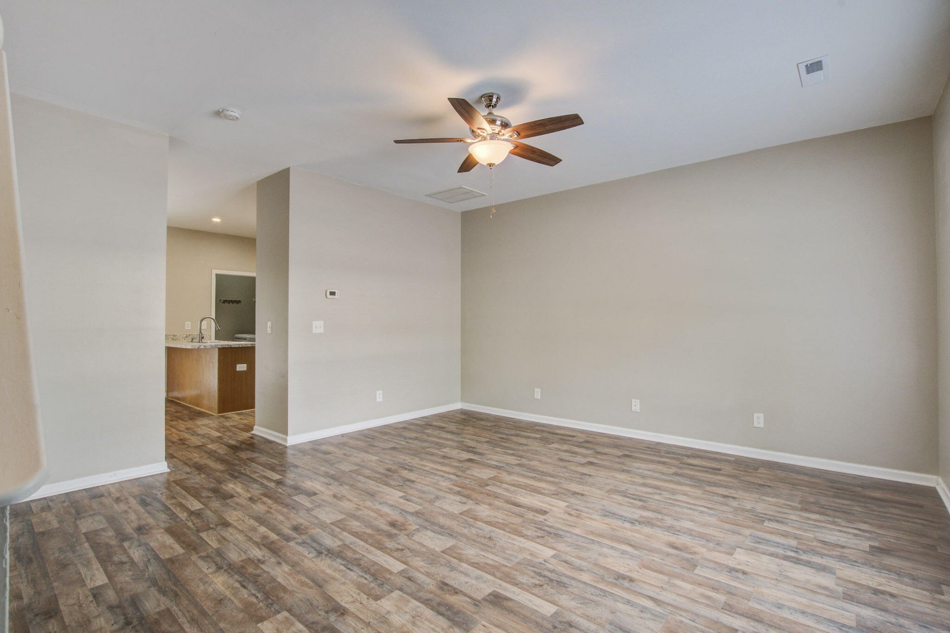 1003 Lexi Court Photo 4