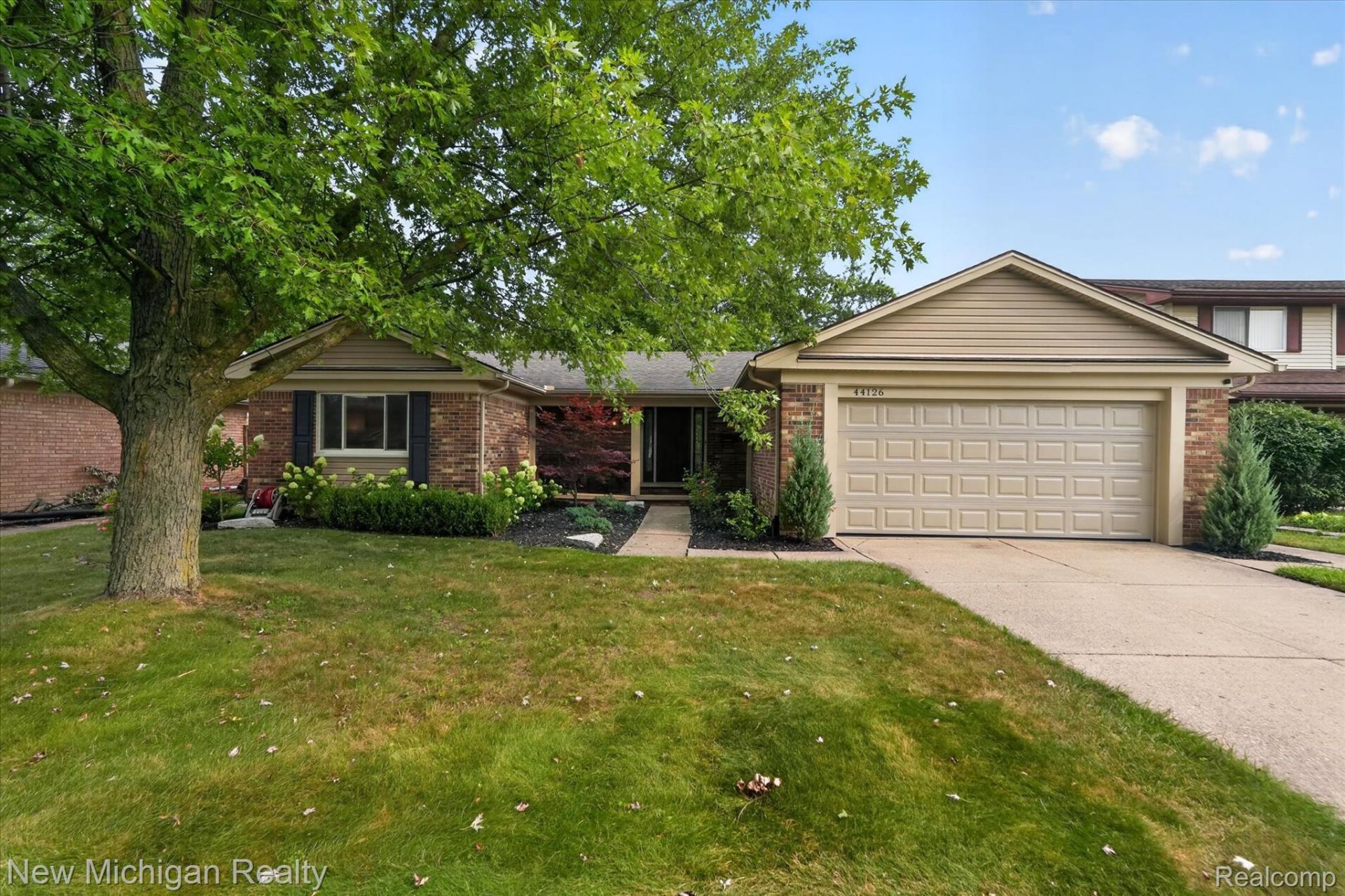 44126 Leeann Lane, Canton Township, Mi 48187 Main Photo