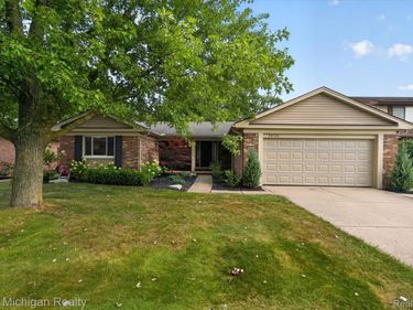 44126 Leeann Lane, Canton Township, Mi 48187