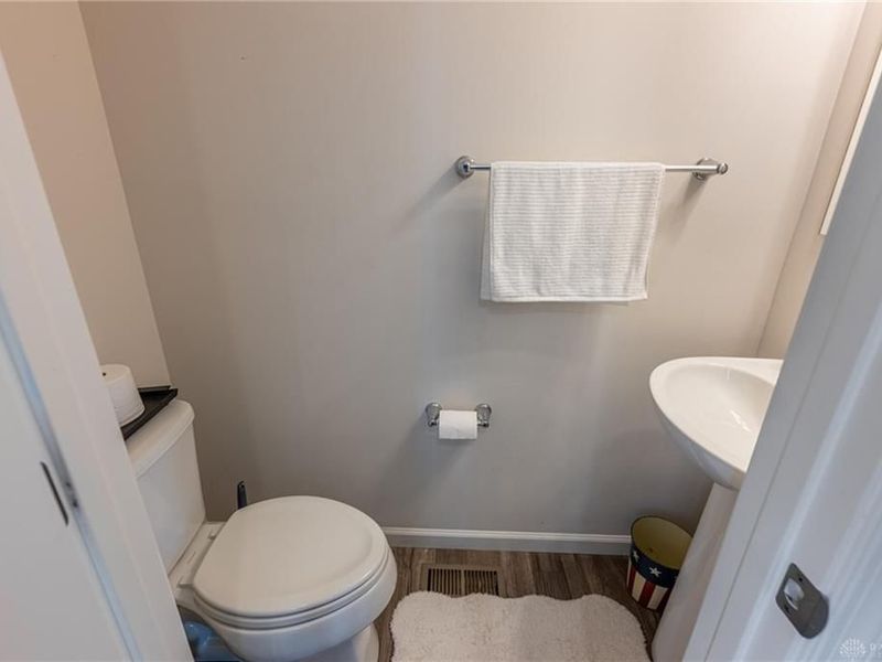 2807 Kingman Drive, Xenia, OH 45385 Photo 10