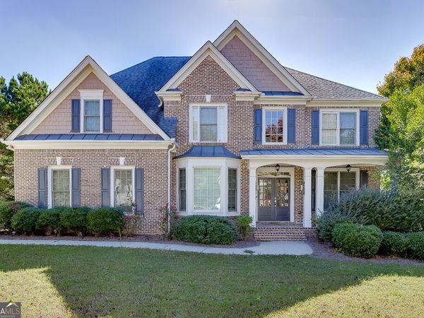 7708 Sleepy Lagoon Way, Flowery Branch, GA 30542